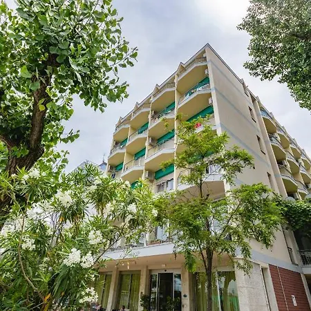 Silver Hotel 3*