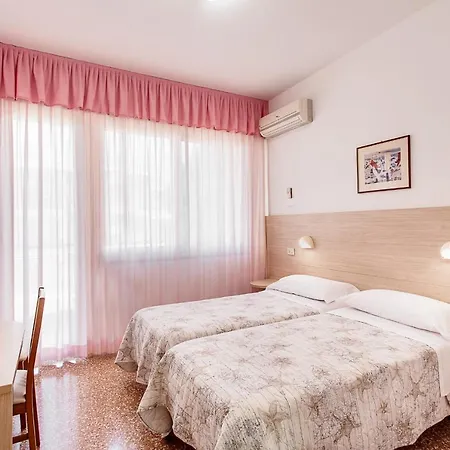 Silver Hotel 3*