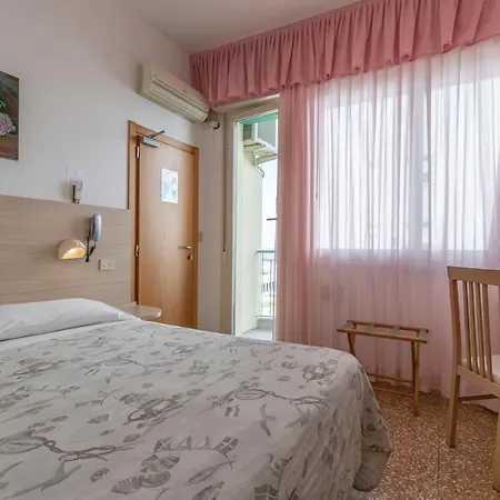 Silver Hotell 3*
