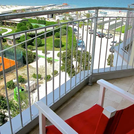 Silver Hotel
