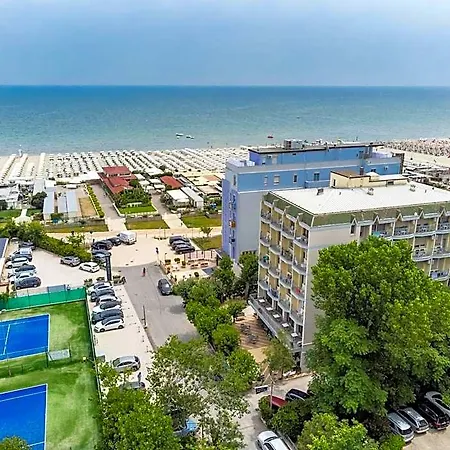 Отель Silver Морской Милан